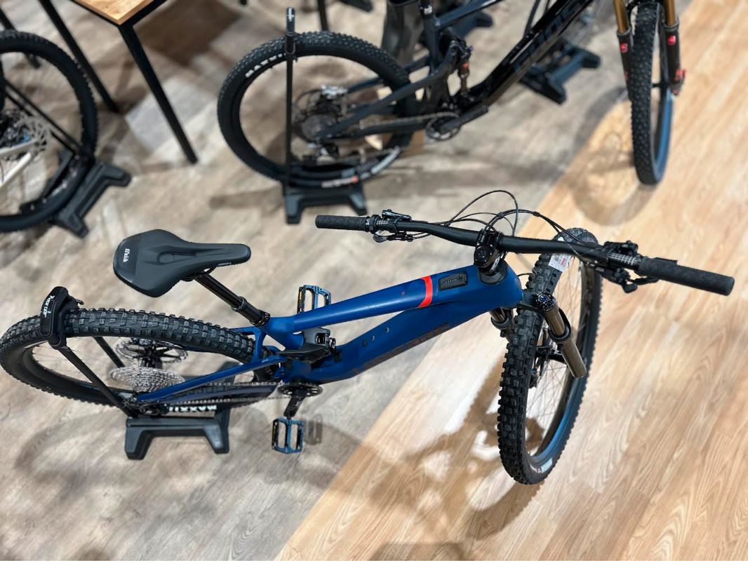 VTT Electrique tout-suspendu Vae Lapierre E-zesty am 9.4 - Clubinsport
