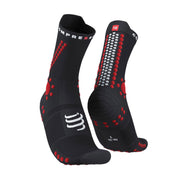 Chaussettes Compressport Pro Racing Socks v4.0 Trail  noir rouge - Clubinsport