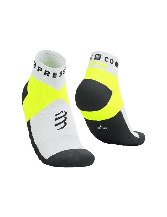Chaussettes Compressport Ultra Trail Sock noir et jaune fluo basses - Clubinsport