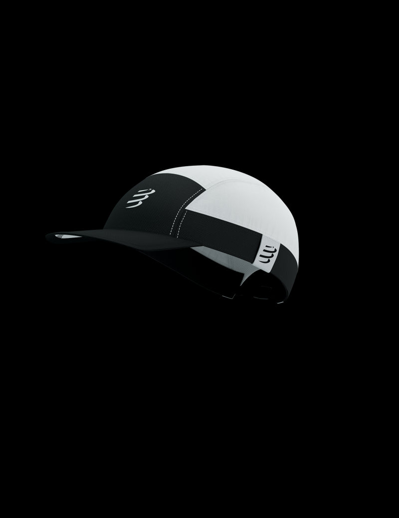 Casquette 5 Panel light Compressport noir et blanc