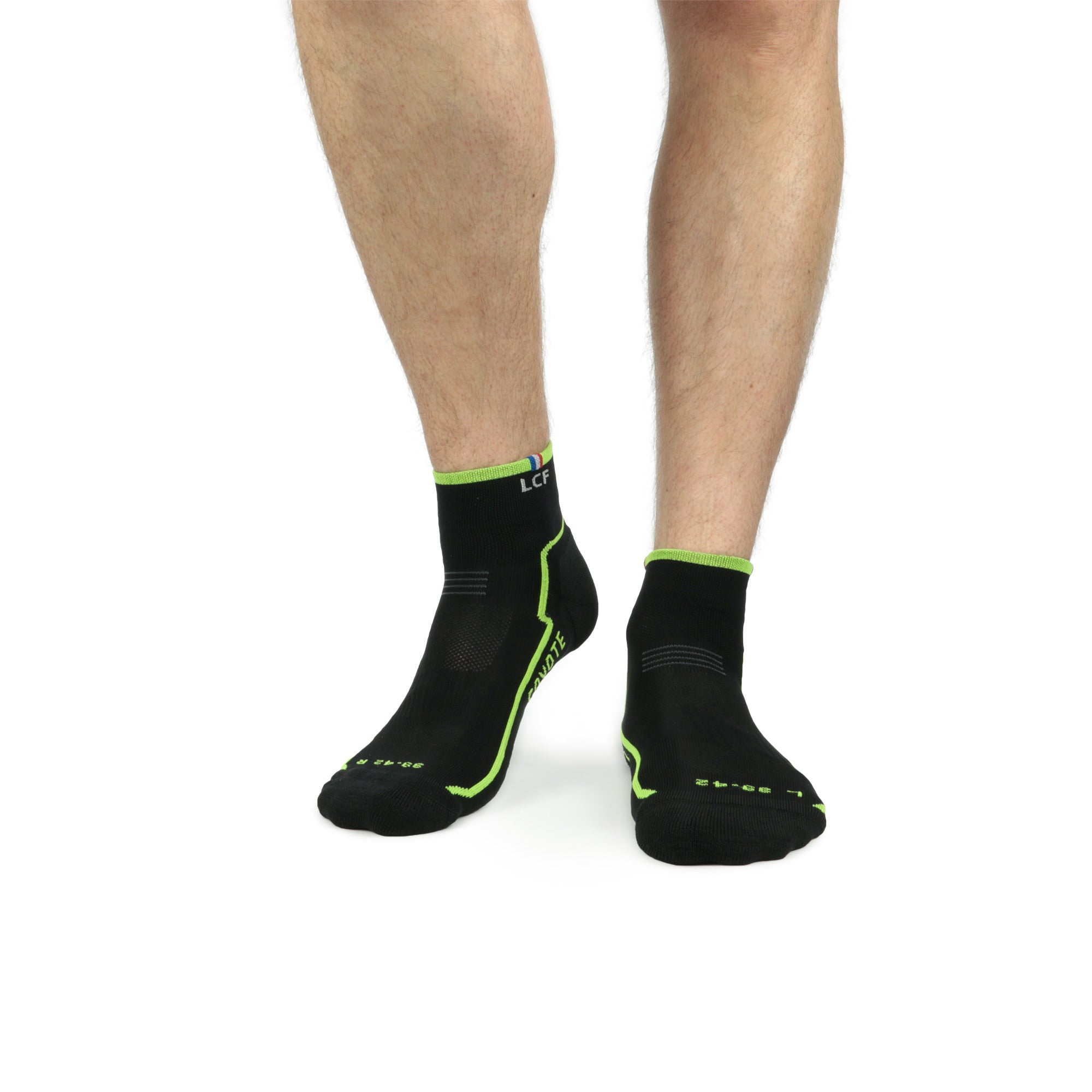 La Chaussette de France Running modele Coyote MID FL noir bande jaune - Clubinsport