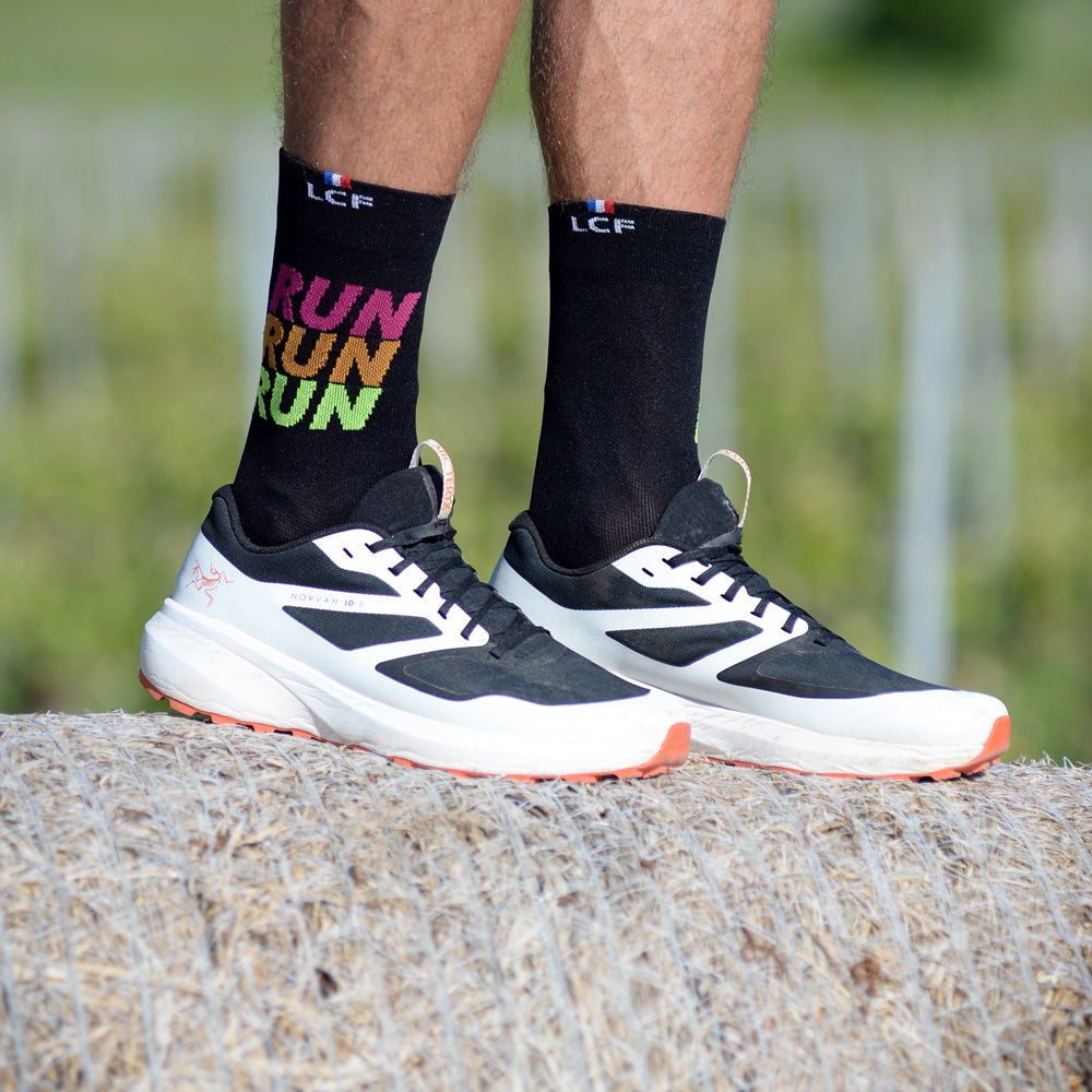 La Chaussette de France Running modele Coyote high Run run run noir - Clubinsport