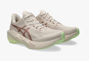 Chaussures de Route Asics homme Novablast 6 blanc creme