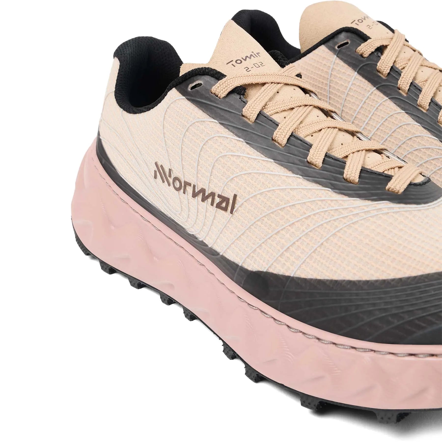 Chaussure de Trail NNormal modèle Tomir 2.0 femme beige - Clubinsport