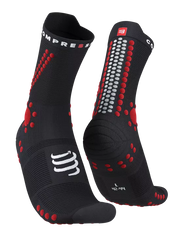 Chaussettes Compressport Pro Racing Socks V4.0 trail noir et rouge