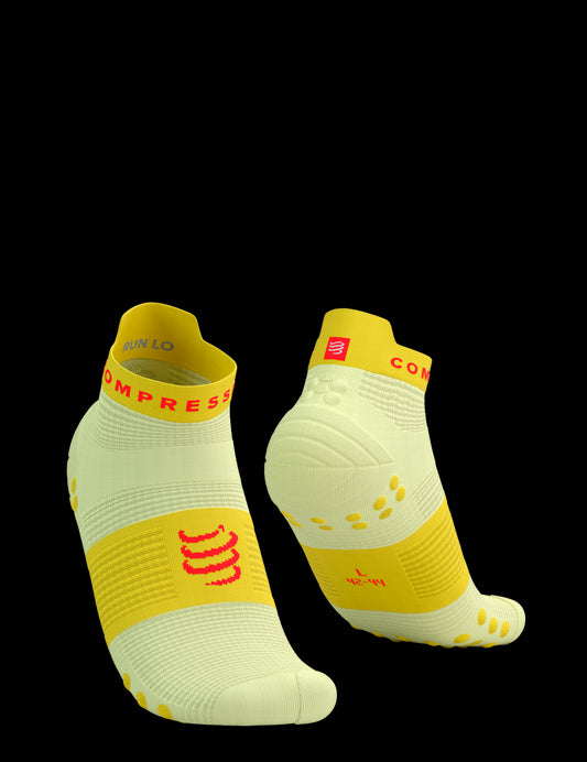 Chaussettes Compressport Pro Racing Socks v4.0 run jaunes et rouge fluo hauteur low bassses