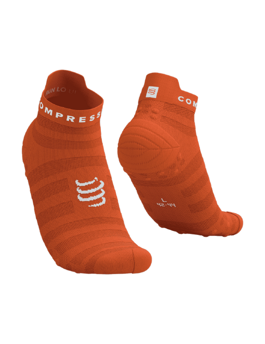 Chaussettes Compressport Pro Racing Socks v4.0 Ultralight Run orange basses - Clubinsport