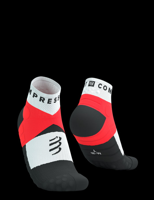 Chaussettes Compressport Ultra-trail Socks Basses NOIR blanches et corail fluo