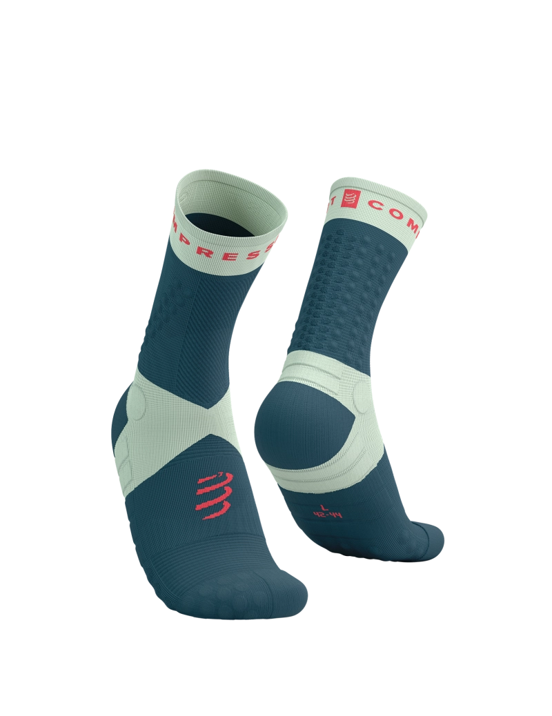 Chaussettes Compressport Ultra-trail Socks hautes vert d'eau